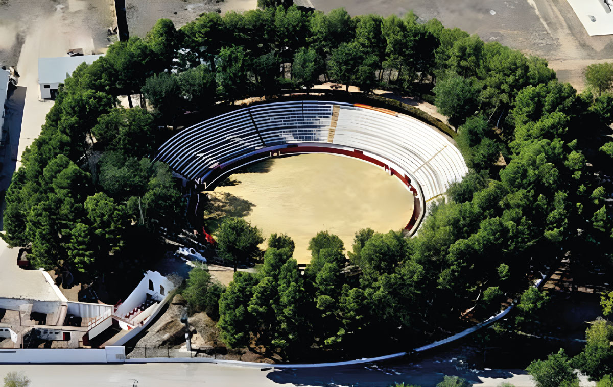 plaza de toros baja